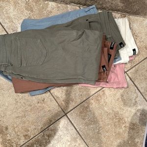 Buffalo David button size 12 long capri stretchy comfy pants